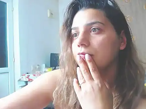 MadisonCharm online show from 04/15/26, 08:20