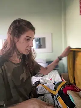 casalskunk online show from 10/17/25, 08:21