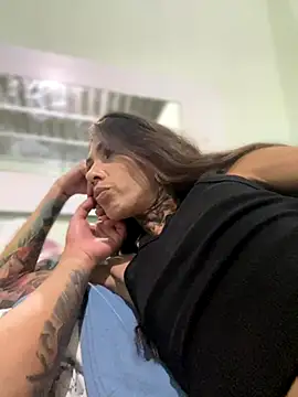 casalskunk online show from 10/12/25, 02:13