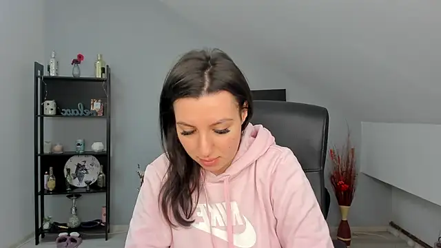 BettyJamess online show from 01/12/26, 06:20