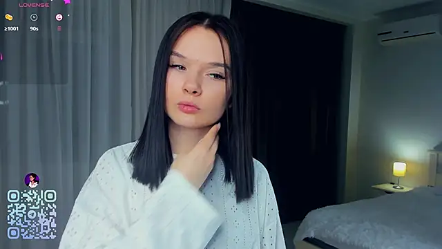 Snapshot of RonnieSchmertz chatting on 12/21/25, 05:14 RonnieSchmertz online show from 12/21/25, 05:14