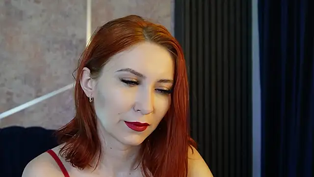 Snapshot of scarleteyes_ chatting on 12/17/25, 05:23 scarleteyes online show from 12/17/25, 05:23