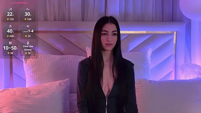 Snapshot of BettyLeen chatting on 12/16/25, 05:11 BettyLeen online show from 12/16/25, 05:11