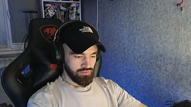 Nik Namee online show from 12/17/25, 08:47