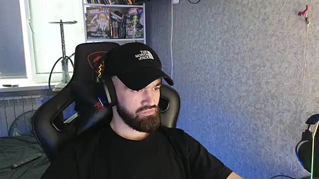 Nik Namee online show from 11/21/25, 11:42