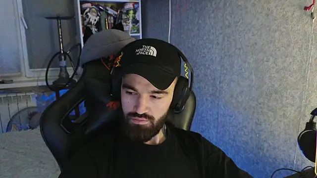 Nik Namee online show from 11/28/25, 07:47