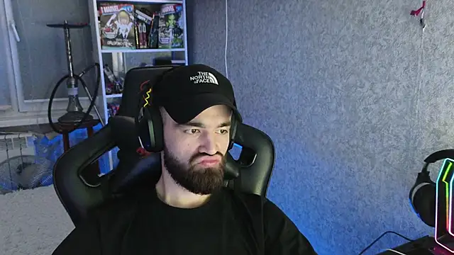 Nik Namee online show from 11/26/25, 05:07