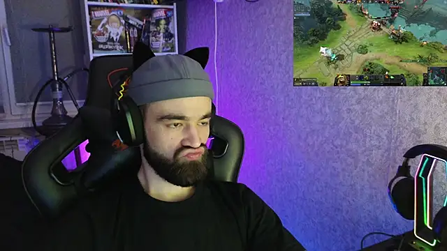 Nik Namee online show from 10/31/25, 03:30