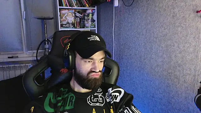 Nik Namee online show from 11/13/25, 06:45