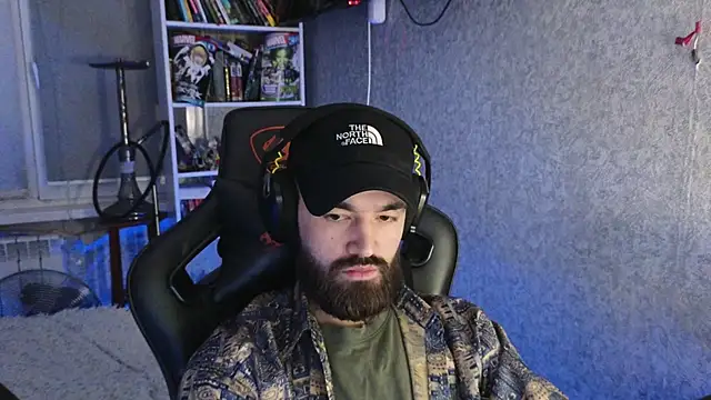 Nik Namee online show from 12/14/25, 11:54