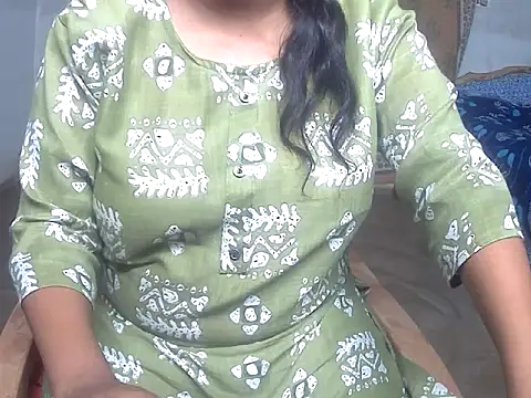 manju 02 online show from 10/09/25, 03:56