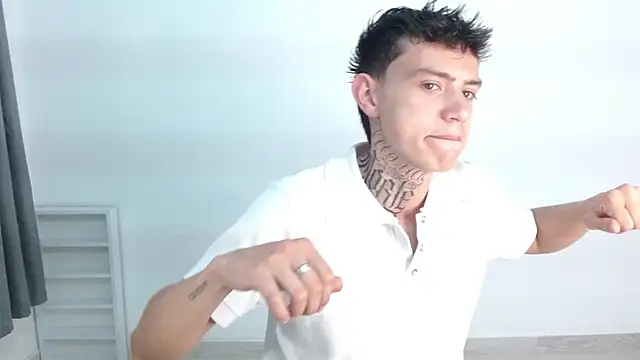 hot teo  online show from 11/27/25, 11:21