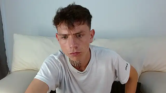 hot teo  online show from 01/05/26, 05:27