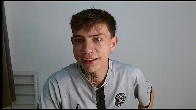 hot teo  online show from 11/26/25, 11:21