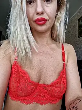 Snapshot of BritanyVegas chatting on 03/21/26, 12:42 BritanyVegas online show from 03/21/26, 12:42