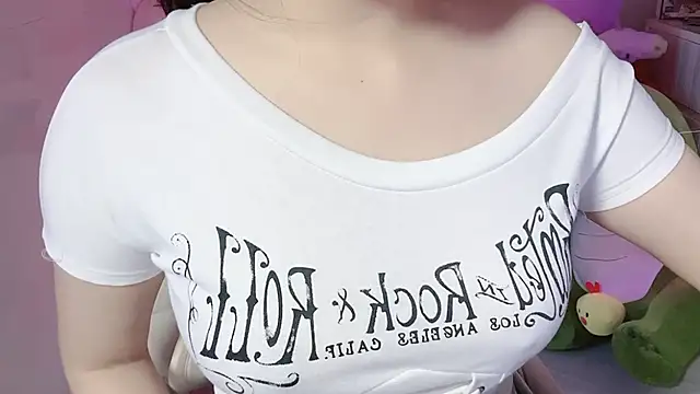 BeChinh Lee online show from 03/18/26, 04:59