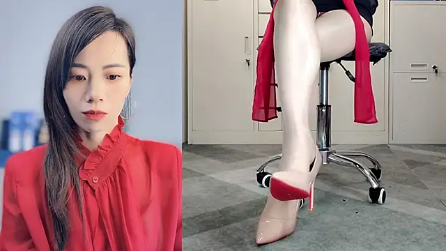 Snapshot of Lynnalltop-165-KeKe chatting on 03/30/26, 04:25 Lynnalltop-165-KeKe online show from 03/30/26, 04:25