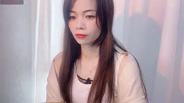 Snapshot of Lynnalltop-165-KeKe chatting on 11/07/25, 03:11 Lynnalltop-165-KeKe online show from 11/07/25, 03:11