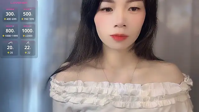 Snapshot of Lynnalltop-165-KeKe chatting on 11/15/25, 12:58 Lynnalltop-165-KeKe online show from 11/15/25, 12:58