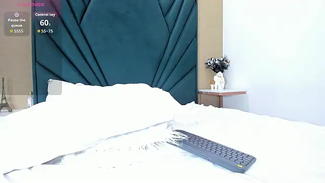 Snapshot of rebeca_brown_ chatting on 02/23/26, 12:01 rebeca brown online show from 02/23/26, 12:01