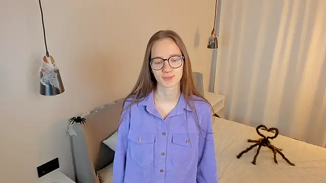 Snapshot of AiFusch chatting on 11/03/25, 08:40 AiFusch online show from 11/03/25, 08:40