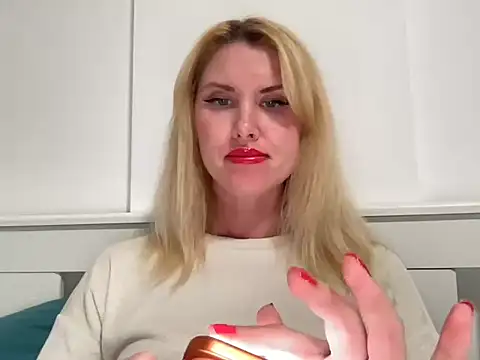 Snapshot of Ilymaris chatting on 02/26/26, 05:35 Ilymaris online show from 02/26/26, 05:35