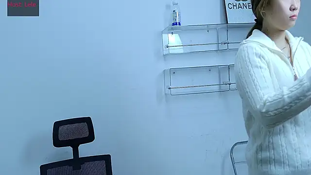 sexyboy-lele online show from 10/16/25, 12:13