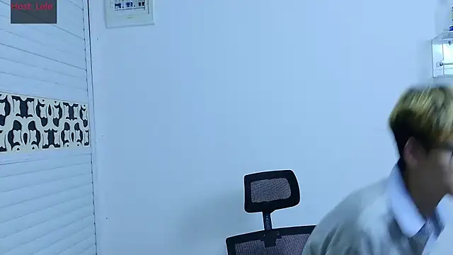 sexyboy-lele online show from 10/13/25, 11:56