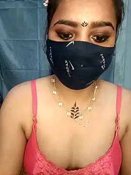 Snapshot of CUTE-567 chatting on 12/15/25, 05:19 CUTE-567 online show from 12/15/25, 05:19