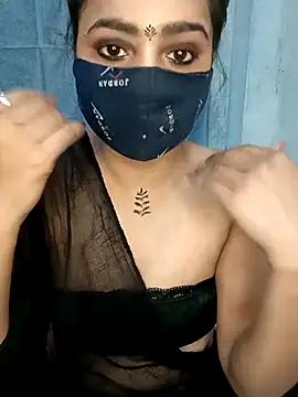 Snapshot of CUTE-567 chatting on 12/17/25, 04:01 CUTE-567 online show from 12/17/25, 04:01