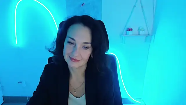 Snapshot of Rosie_Rosee chatting on 10/19/25, 05:32 Rosie Rosee online show from 10/19/25, 05:32