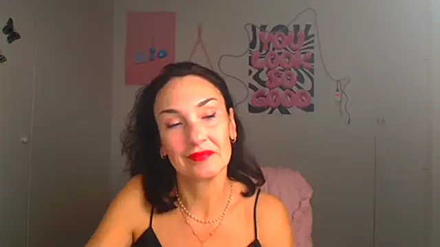 Rosie Rosee online show from 03/27/26, 06:20