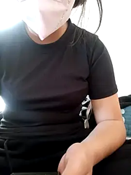 Zerin nova online show from 11/29/25, 12:11