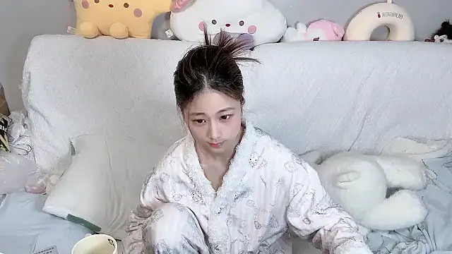 xiaoguaiss online show from 01/17/26, 12:53