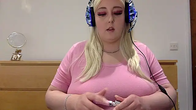 GoddessBarbiee online show from 10/10/25, 08:09