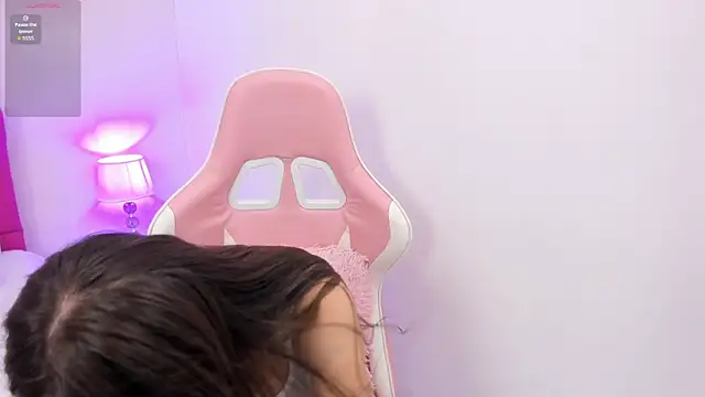 Juana miel online show from 03/16/26, 07:49