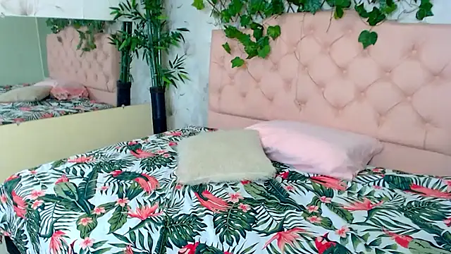 zara cute online show from 03/06/26, 11:55