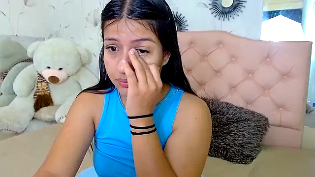 zara cute online show from 02/12/26, 12:05