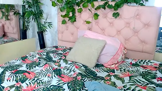 zara cute online show from 03/20/26, 12:28