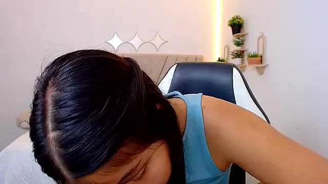 Snapshot of zara_cute chatting on 07/15/26, 12:23 zara cute online show from 07/15/26, 12:23
