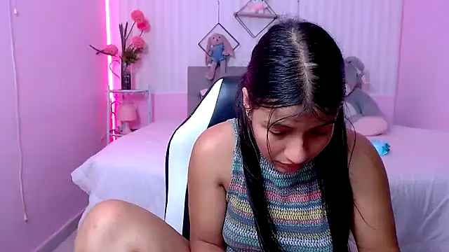 zara cute online show from 03/28/26, 12:22