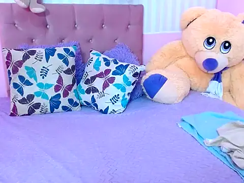 zara cute online show from 10/23/25, 06:39