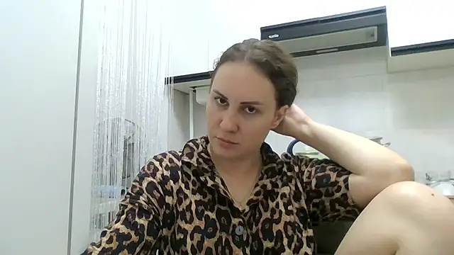 Snapshot of MeadowEyes chatting on 07/09/26, 06:29 MeadowEyes online show from 07/09/26, 06:29