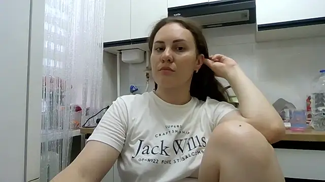 Snapshot of MeadowEyes chatting on 06/30/26, 05:57 MeadowEyes online show from 06/30/26, 05:57