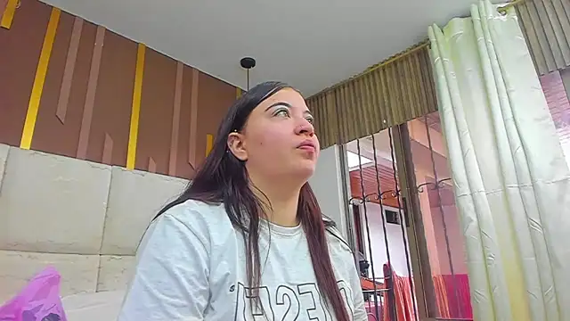 AmbarGills online show from 02/08/26, 01:42