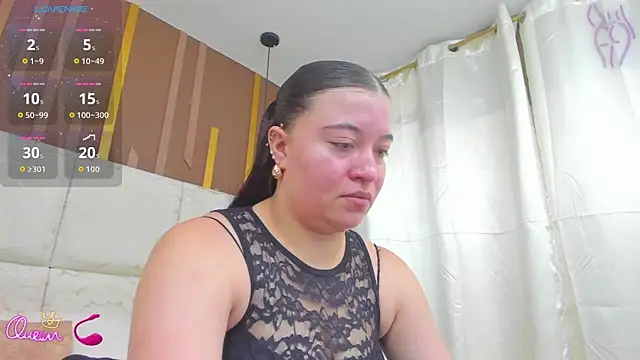 AmbarGills online show from 04/12/26, 01:47