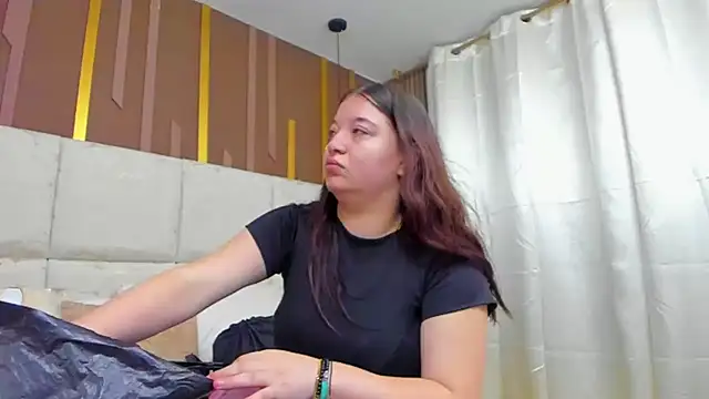 AmbarGills online show from 03/12/26, 12:53