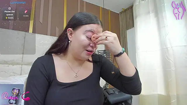 AmbarGills online show from 04/05/26, 02:35