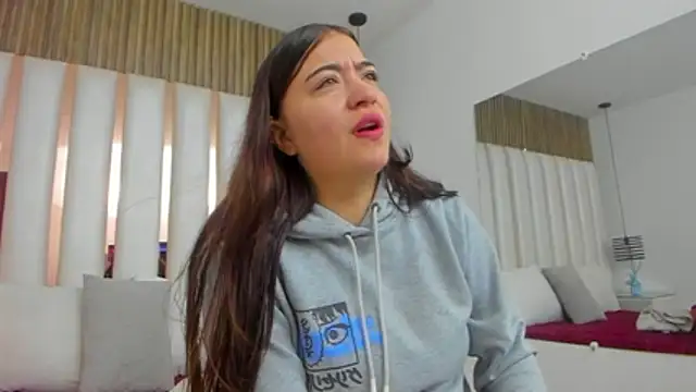 AmbarGills online show from 12/22/25, 01:00