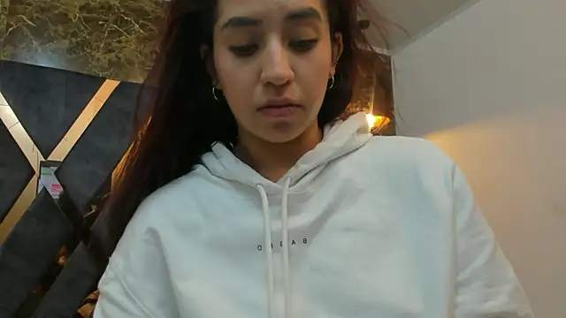 Vittoria Conti  online show from 03/12/26, 04:55